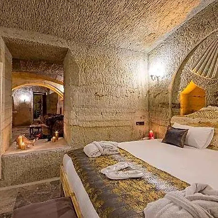 Tuerkan Cave Ургуп